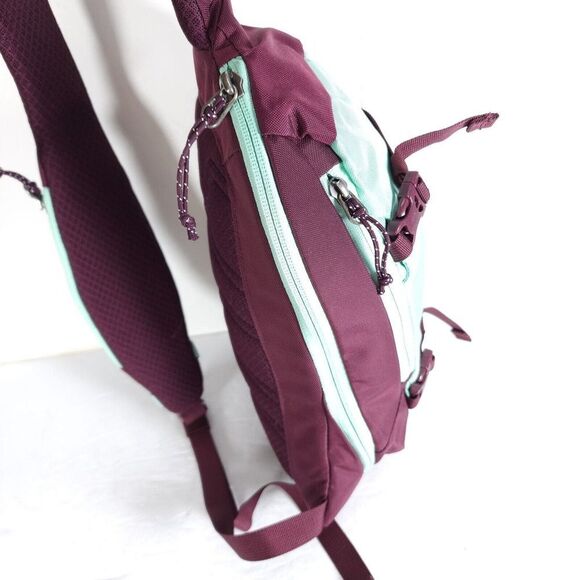 Patagonia Atom 8L Purpl Blue Hiking Sling Shoulder Snap Crossbody Backpack Bag - Picture 6 of 12